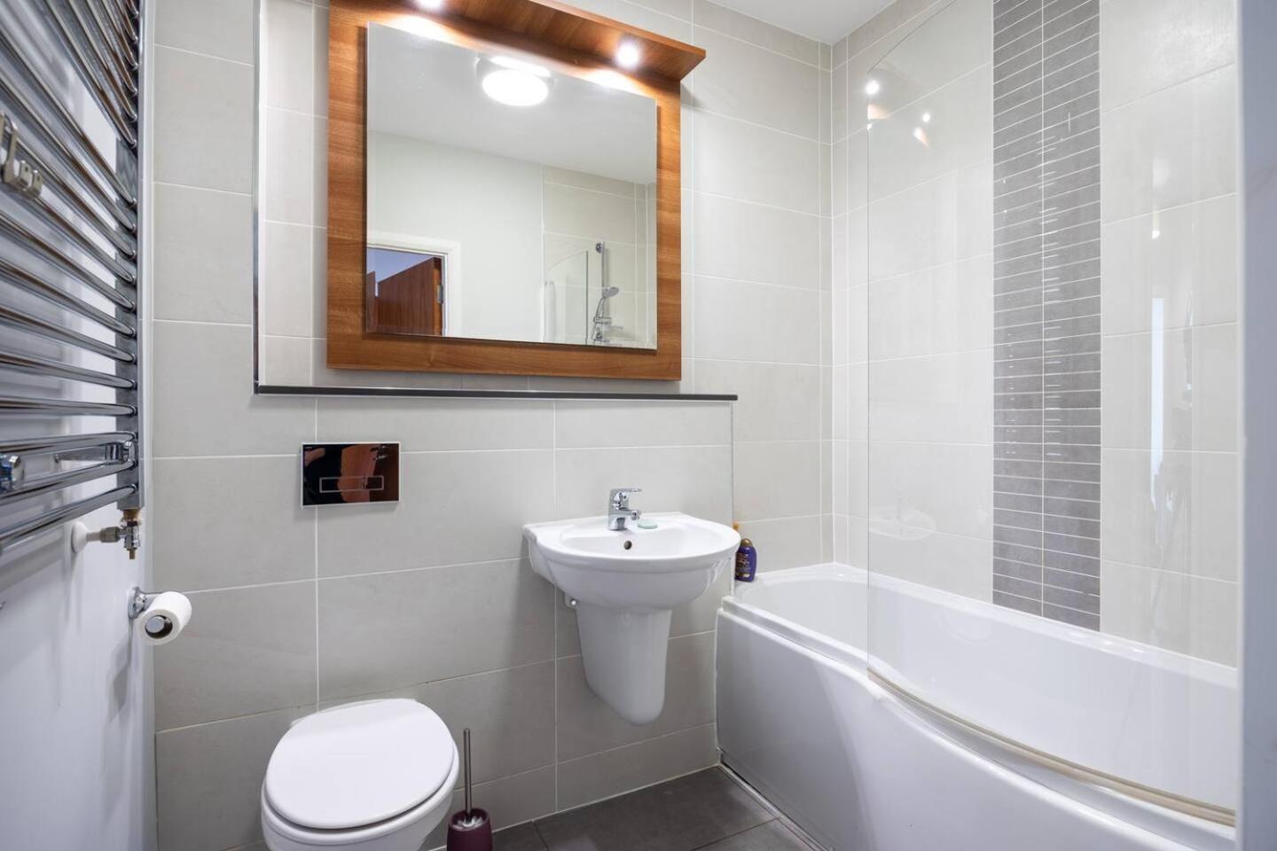 Deluxe Seaview Apartment Dún Laoghaire Eksteriør billede